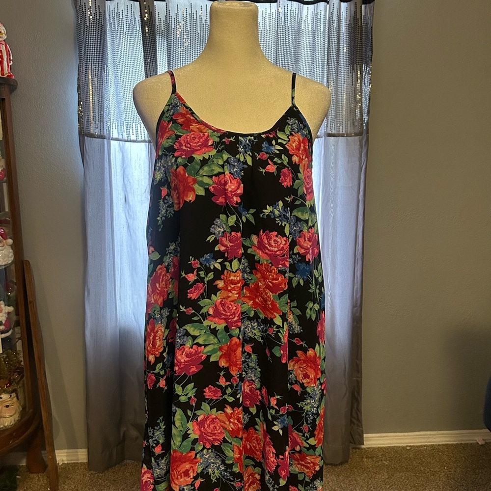 Robin K Black Floral Dress